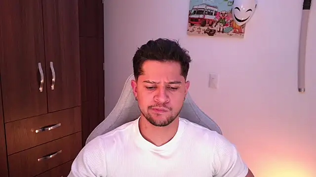 domsantiago  online show from 16, 12, 2025