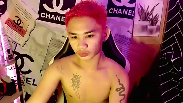 Snapshot of asianhardcock25 chatting on 25, 9, 2025 asianhardcock25 online show from 25, 9, 2025