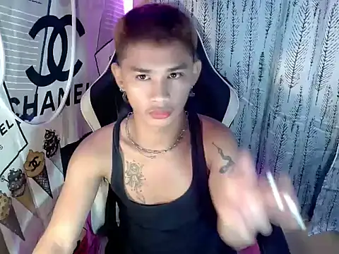 Snapshot of asianhardcock25 chatting on 16, 12, 2025 asianhardcock25 online show from 16, 12, 2025