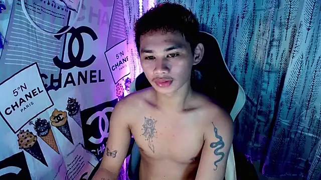 Snapshot of asianhardcock25 chatting on 7, 1, 2026 asianhardcock25 online show from 7, 1, 2026