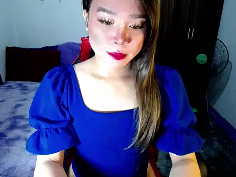 Urassiansweetcummer online show from 31, 10, 2025