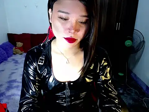 Snapshot of Urassiansweetcummer chatting on 30, 6, 2026 Urassiansweetcummer online show from 30, 6, 2026