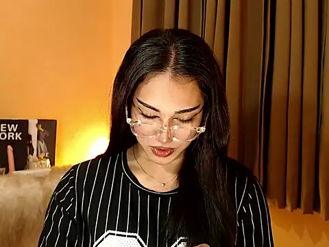 magnificent kitana online show from 10, 11, 2025