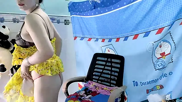 emgaixinhngoan online show from 11, 9, 2025