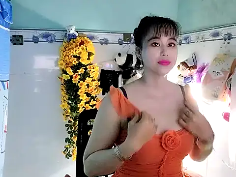 emgaixinhngoan online show from 5, 10, 2025