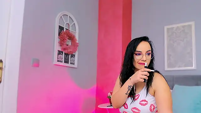 Snapshot of ScarletVex chatting on 15, 1, 2026 ScarletVex online show from 15, 1, 2026