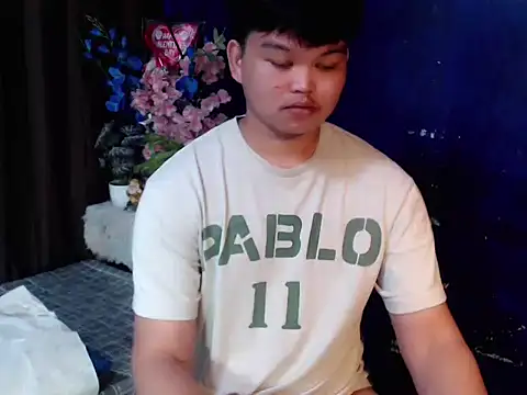 Reynelcock online show from 5, 3, 2026