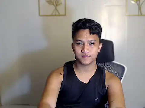 Snapshot of Asian_Neil143 chatting on 21, 12, 2025 Asian Neil143 online show from 21, 12, 2025