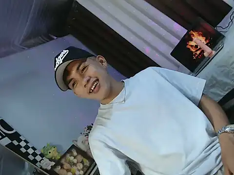 Snapshot of urhot_chany chatting on 6, 7, 2026 urhot chany online show from 6, 7, 2026