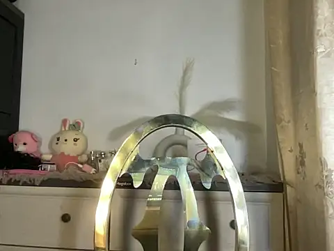 slimladyxoxo online show from 15, 12, 2025