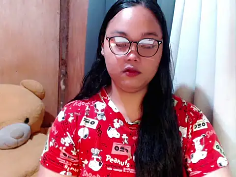  Lylia online show from 4, 2, 2026