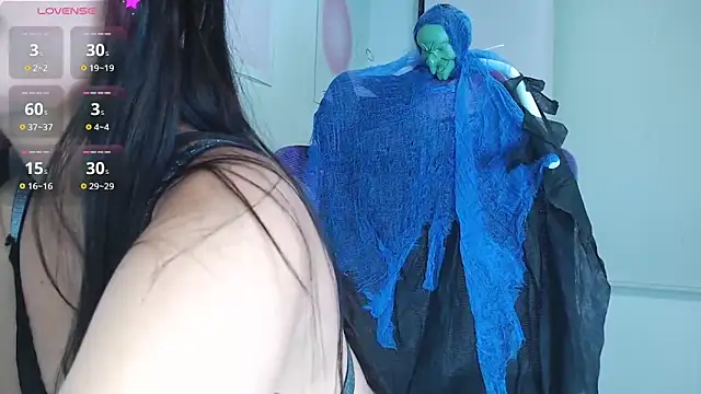 Snapshot of Cleogh_ chatting on 23, 10, 2025 Cleogh online show from 23, 10, 2025