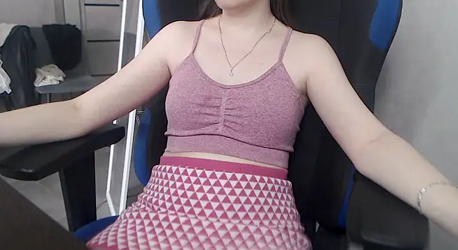 Snapshot of cute_elfy_ chatting on 21, 6, 2026 cute elfy online show from 21, 6, 2026