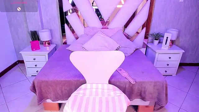 Janah Myers online show from 25, 2, 2026