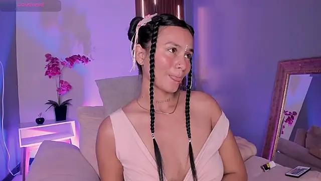 Miiaa jones online show from 18, 3, 2026