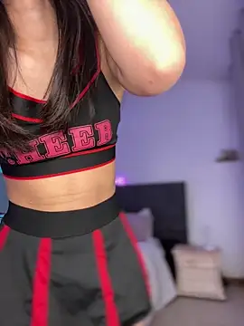 julieta jhonss online show from 1, 11, 2025