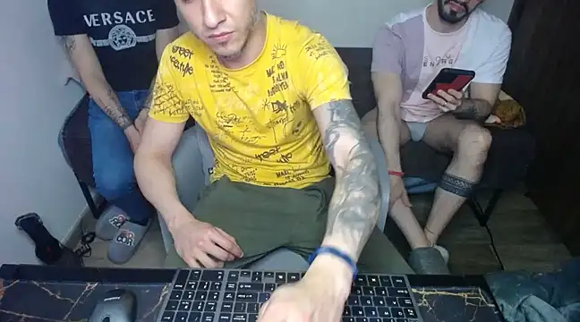 Snapshot of bossking017 chatting on 28, 2, 2025 bossking017 online show from 28, 2, 2025