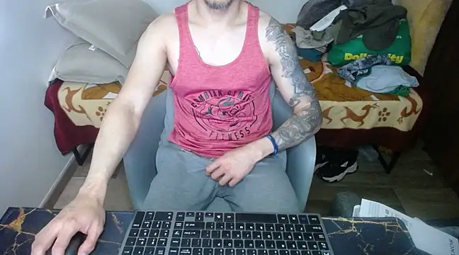 Snapshot of bossking017 chatting on 15, 3, 2025 bossking017 online show from 15, 3, 2025