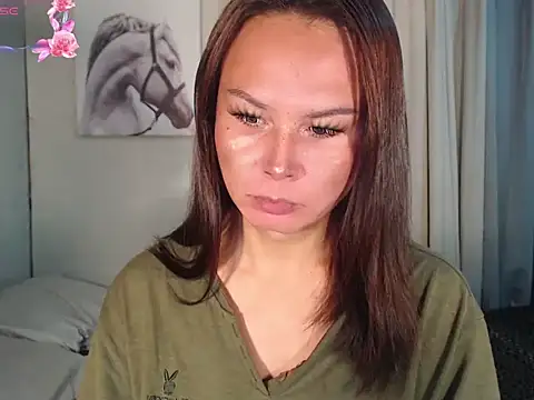 holly bitch online show from 13, 1, 2026