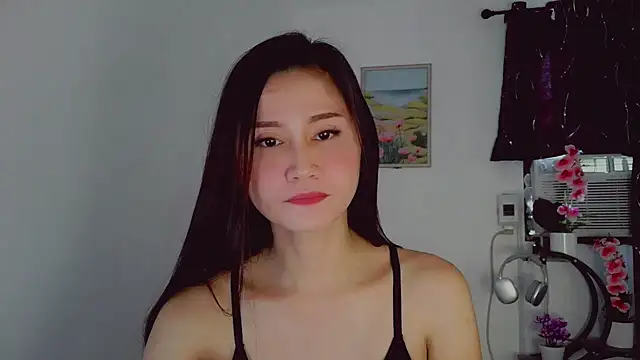 Snapshot of anne_smithe chatting on 7, 10, 2025 anne smithe online show from 7, 10, 2025