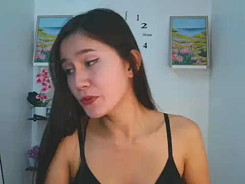 Snapshot of anne_smithe chatting on 6, 11, 2025 anne smithe online show from 6, 11, 2025