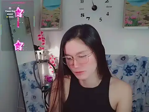 Snapshot of anne_smithe chatting on 14, 1, 2026 anne smithe online show from 14, 1, 2026