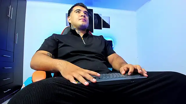 thiago  cp01 online show from 25, 2, 2026