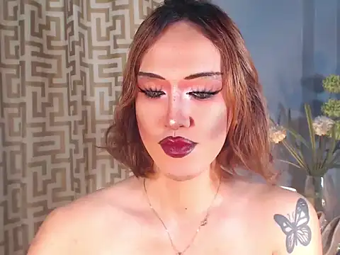 Snapshot of AleinaCroft chatting on 24, 4, 2026 AleinaCroft online show from 24, 4, 2026