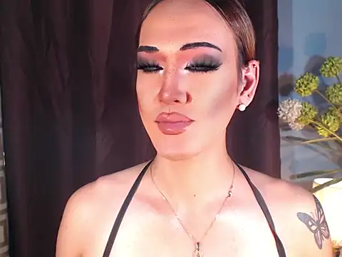 Snapshot of AleinaCroft chatting on 25, 5, 2026 AleinaCroft online show from 25, 5, 2026