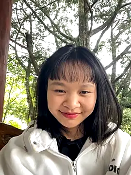 Daisy018 online show from 25, 9, 2025