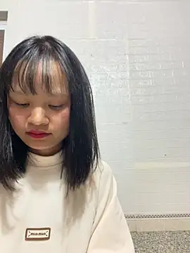 Daisy018 online show from 24, 10, 2025