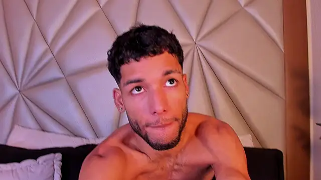 Thiagoferreti online show from 28, 3, 2026