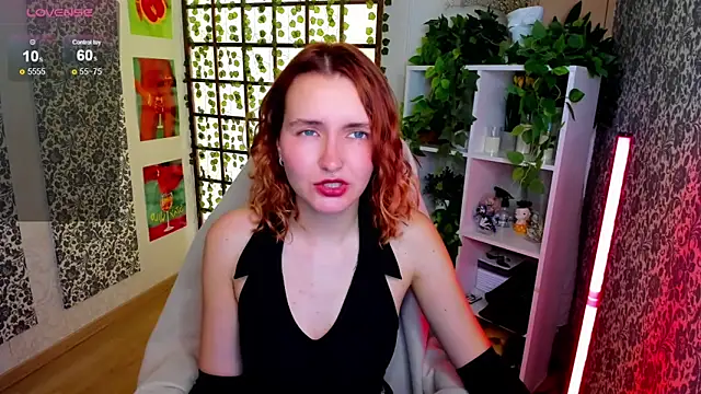 Snapshot of Elis_Cherry chatting on 23, 9, 2025 Elis Cherry online show from 23, 9, 2025