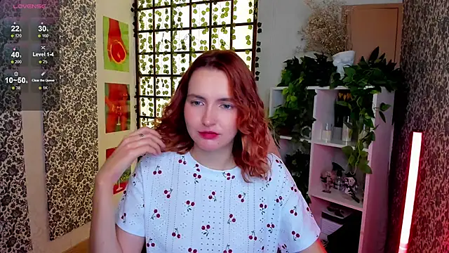 Snapshot of Elis_Cherry chatting on 30, 9, 2025 Elis Cherry online show from 30, 9, 2025