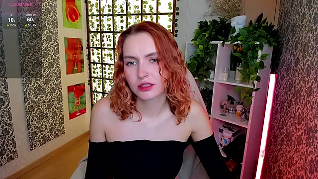 Snapshot of Elis_Cherry chatting on 7, 10, 2025 Elis Cherry online show from 7, 10, 2025