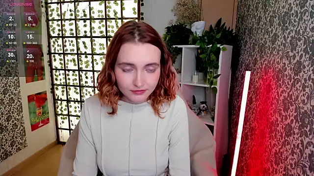 Snapshot of Elis_Cherry chatting on 18, 10, 2025 Elis Cherry online show from 18, 10, 2025