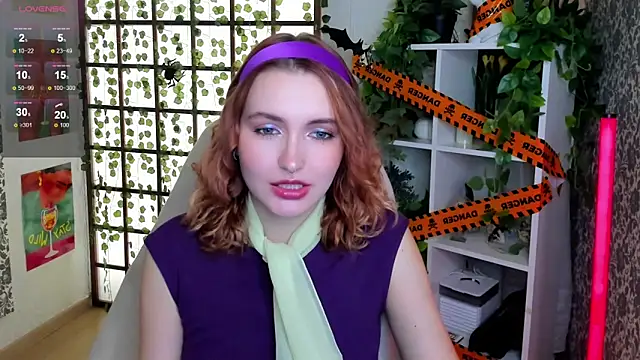 Snapshot of Elis_Cherry chatting on 26, 10, 2025 Elis Cherry online show from 26, 10, 2025