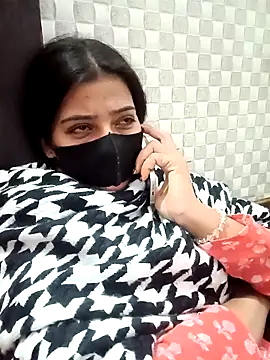 Hot Jaanvi  online show from 23, 11, 2025