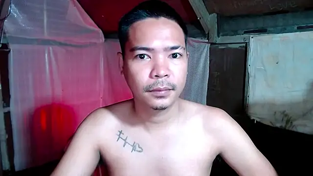 Snapshot of MANIACasianX chatting on 19, 9, 2025 MANIACasianX online show from 19, 9, 2025