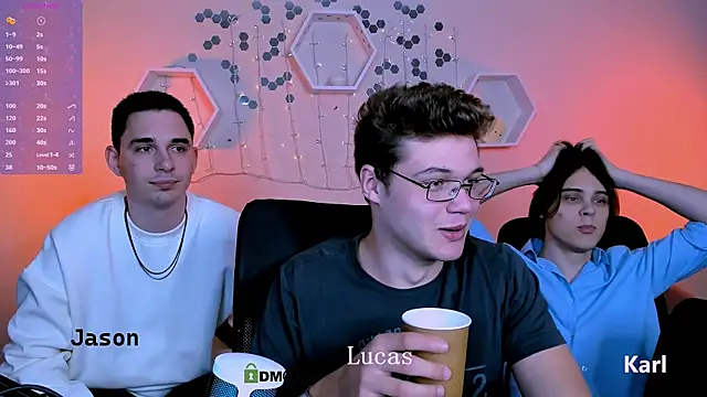 Snapshot of lucas_long_ chatting on 17, 11, 2025 lucas long online show from 17, 11, 2025