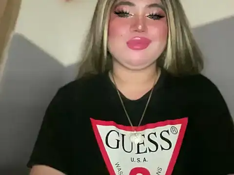 Snapshot of Naughtyrosecum chatting on 9, 11, 2025 Naughtyrosecum online show from 9, 11, 2025