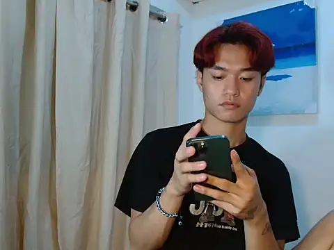 ur little secret online show from 15, 10, 2025