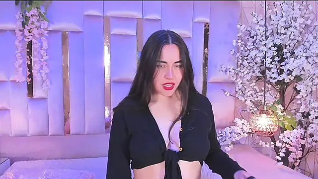 HannaCollins  online show from 28, 9, 2025