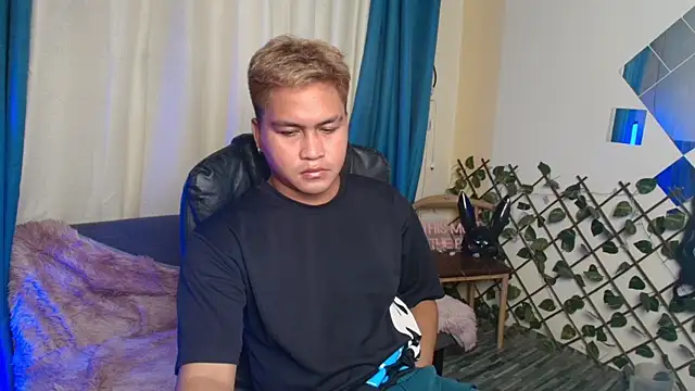 Snapshot of Asian_jayeel chatting on 4, 6, 2026 Asian jayeel online show from 4, 6, 2026