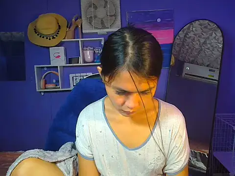 urgirljane online show from 14, 6, 2026