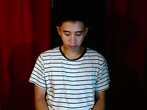 Snapshot of urasianbigcock chatting on 31, 10, 2025 urasianbigcock online show from 31, 10, 2025