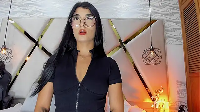 FernandaRousse online show from 1, 12, 2025