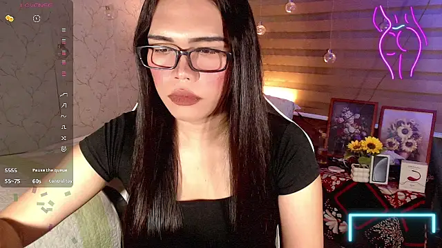 TssluttyNikka online show from 23, 2, 2026