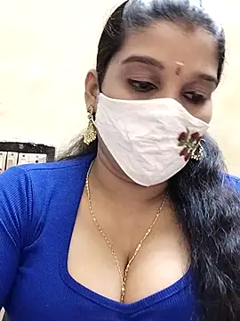 Snapshot of amelia-rani chatting on 23, 5, 2026 amelia-rani online show from 23, 5, 2026