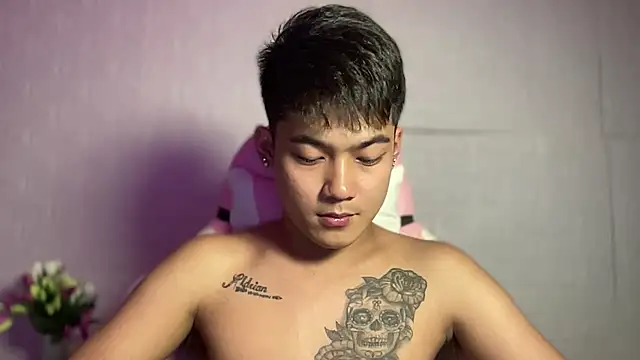 Snapshot of Prince_kiyoshi chatting on 2, 10, 2025 Prince kiyoshi online show from 2, 10, 2025